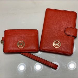 ❗️SOLD❗️Michael Kors Accessories